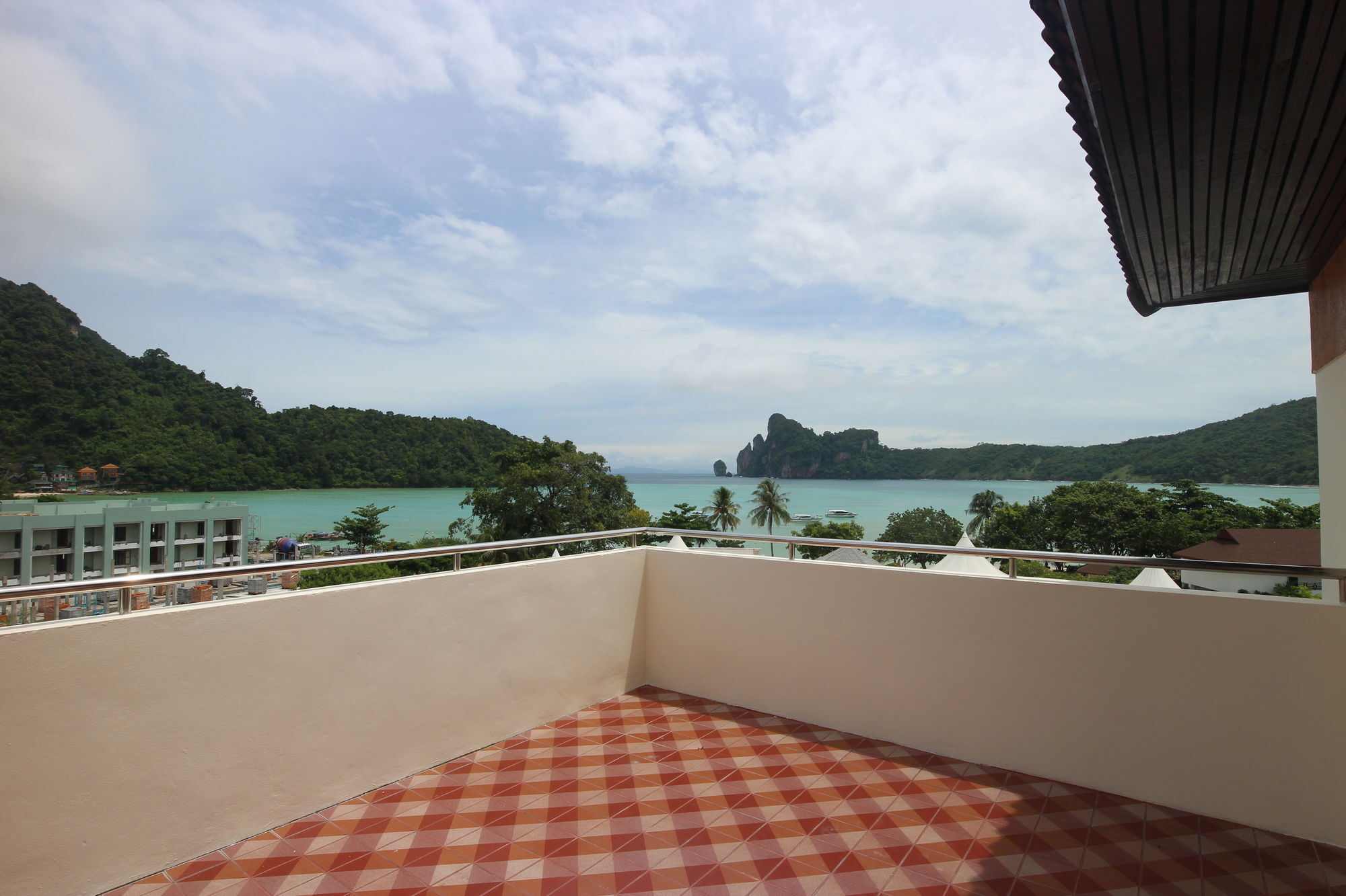 Phi Phi Hotel Exterior foto
